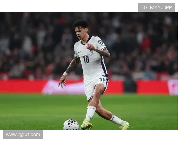 奥赖利谈赛程推进下球队默契提升与整体表现持续走高的关键作用